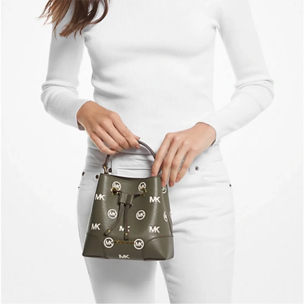 MICHAEL KORS Mercer Small Logo Embossed Leather Bucket Bag COLOR OLIVE